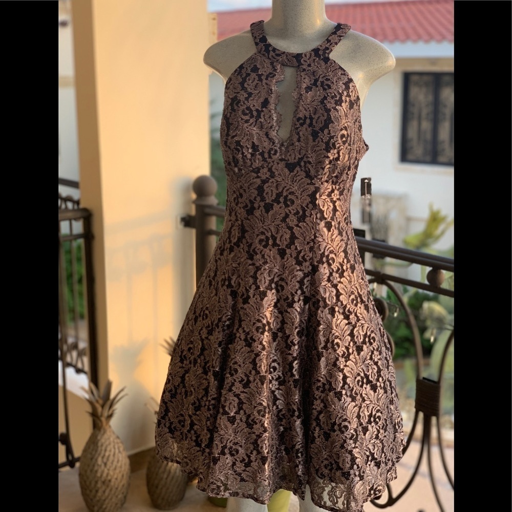 Elegant Lace Halter Dress